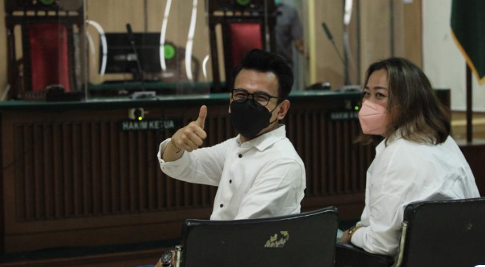 Adam Deni Dituntut Delapan Tahun Penjara dalam Kasus Pelanggaran ITE